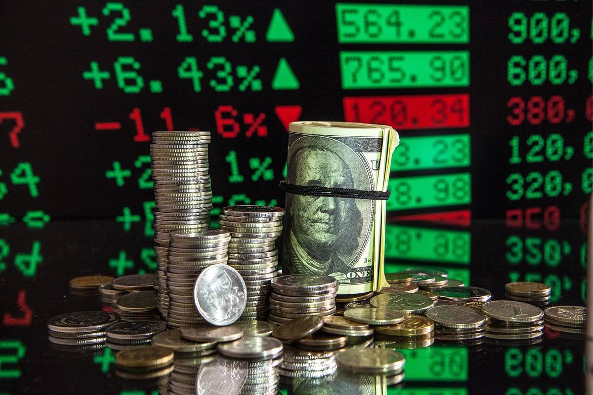 Для ввозных пошлин хотят зафиксировать досанкционный курс валюты